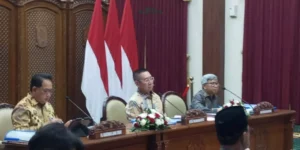 Gaes !!! Banggar DPR Bahas Rencana Kenaikan PPN 12 Persen dengan Pemprov Jatim