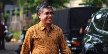 Menteri Ketenagakerjaan, Yassierli, mengonfirmasi bahwa pengumuman Upah Minimum Provinsi (UMP) 2025 akan dilakukan di akhir November 2024.