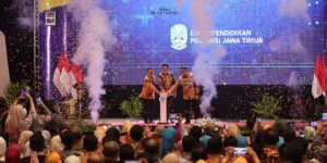 Gaes !!! Pemprov Jatim Rayakan Hari Aksara Internasional dan Hari Guru Nasional 2024