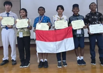 Anak-anak Indonesia baru saja meraih prestasi gemilang di ajang Coding World Innovative Technology Challenge 2024.