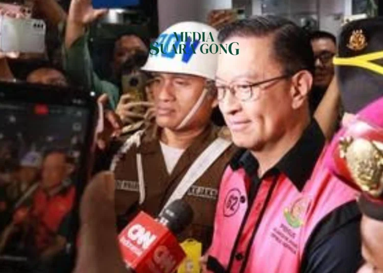 Tom Lembong Eks Mendagri Tersangka Korupsi Impor Gula