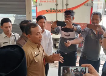 Wakil Rakyat Minta Alfamidi Baru Tak Berijin Ditutup