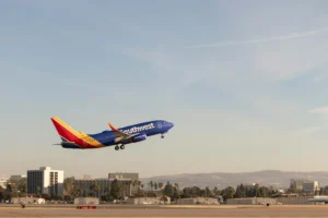 Gaes !!! Baterai Ponsel Terbakar, Pesawat Southwest Airlines Dievakuasi