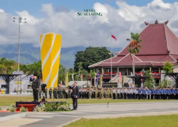 Bupati Hendy Pimpin Apel Hari Bela Negara ke-76 dan Hari Ibu ke-96 di Jember