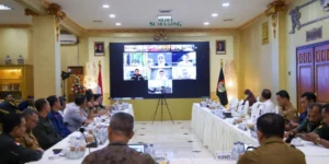 Bupati Jember Ikuti Zoom Meeting Koordinasi Pengendalian Inflasi dengan Kementerian Dalam Negeri