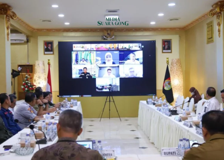 Bupati Jember Ikuti Zoom Meeting Koordinasi Pengendalian Inflasi dengan Kementerian Dalam Negeri