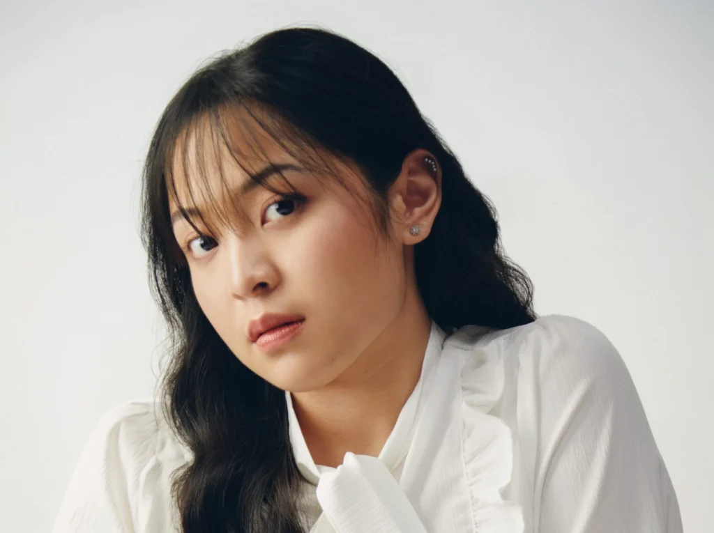 Bernadya Raih Tiga Platinum Awards, Tutup Tahun dengan Prestasi Gemilang