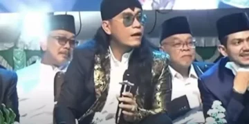 Gus Miftah, yang bernama lengkap Miftah Maulana Habiburrahman, akhirnya mengungkapkan permintaan maaf secara langsung dalam sebuah video.