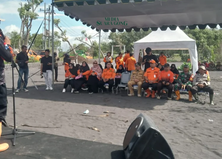 Kolaborasi Reboisasi Pesisir Selatan Oleh BPBD Kabupaten Jember