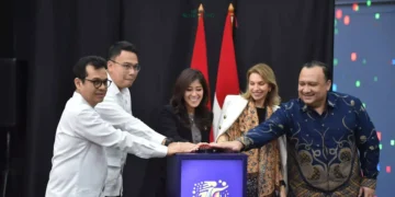 Kementerian Komunikasi dan Digital (Kemkomdigi) Republik Indonesia, berkolaborasi dengan Microsoft, meluncurkan program ambisius bertajuk ElevAIte Indonesia untuk cetak Talenta AI