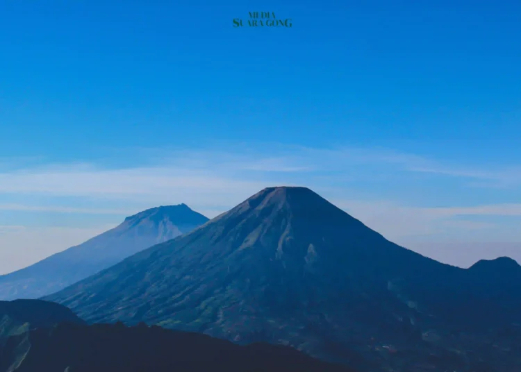 Berikut 5 gunung yang cocok untuk pendaki pemula menghabiskan libur akhir tahun :