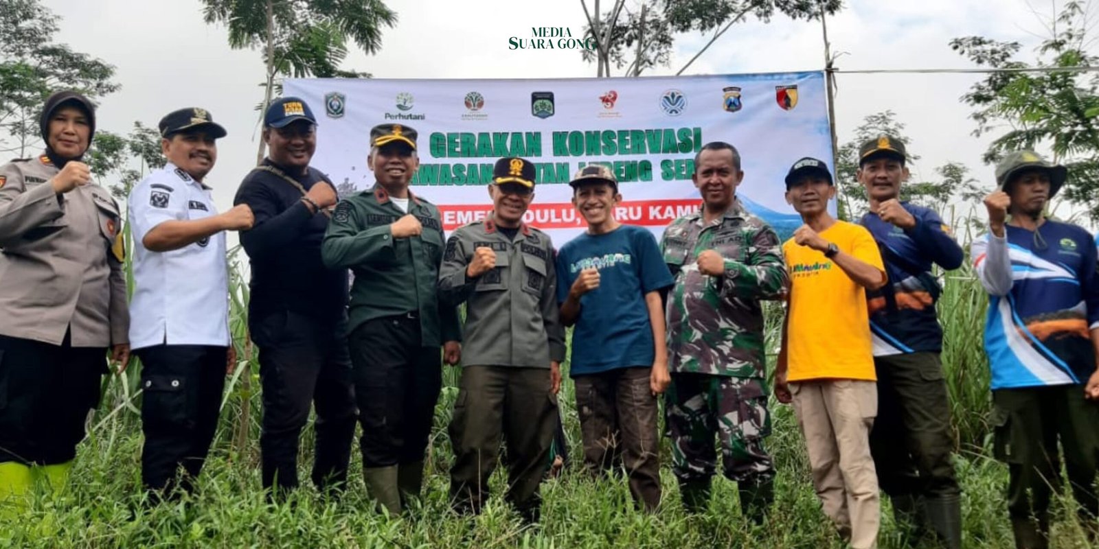 Dinas Lingkungan Hidup (DLH) Kabupaten Lumajang mendukung penuh Gerakan Konservasi Kawasan Hutan Lereng Semeru 2024 yang Digagas Perhutani