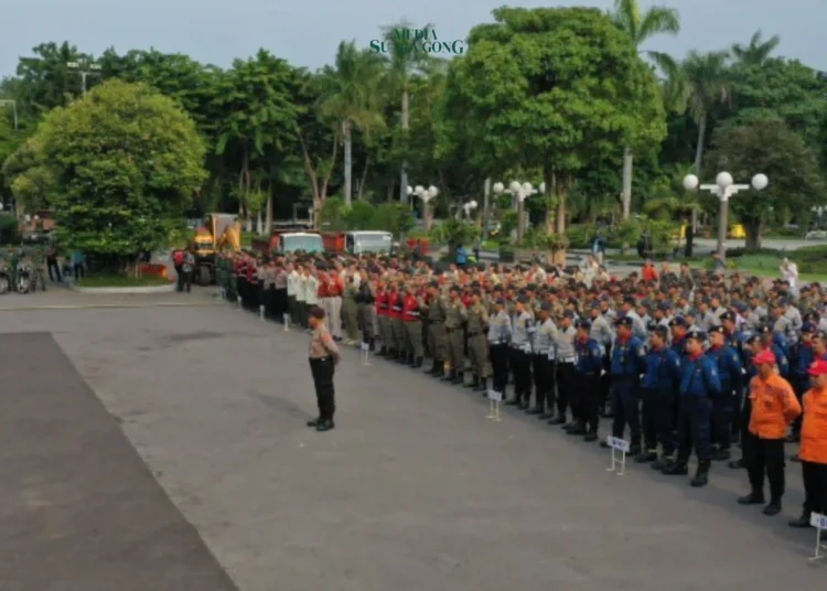 Pemerintah Kota (Pemkot) Surabaya bersama kepolisian bersama juga instansi terkait mempersiapkan berbagai strategi pengamanan