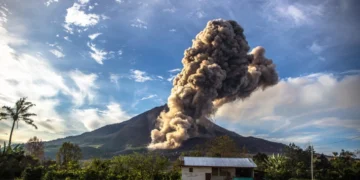 BPBD Banyuwangi Tanggapi Erupsi Gunung Raung, Warga Dihimbau Waspada (Media Suaragong)