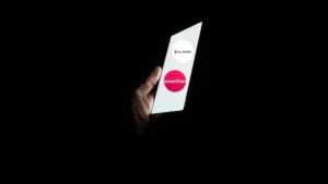 XL Axiata, Smartfren, dan SmartTelcom Gabung dalam Merger Jadi XLSmart