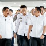 Pj. Gubernur Jatim tinjau uji coba autogate