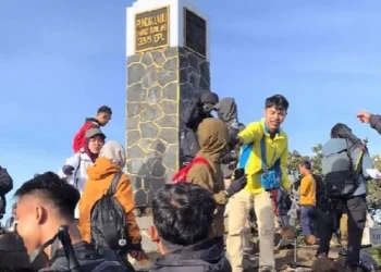 Pendaki di Gunung Lawu diperkirakan membludak long weekend kali ini