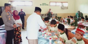 Percobaan Pemberian Makan Bergizi Gratis bagi Anak-anak Sekolah di Jember
