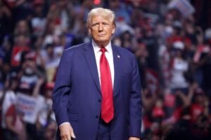 Donald Trump akan Sahkan 100 Perpres