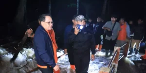 Pj. Gubernur Jatim Gerak Cepat Tinjau Banjir Bandang di Bondowoso