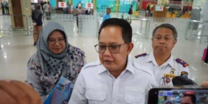 Viral Koin Jagat: Pj Gubernur Jatim Soroti Kerusakan Fasilitas Umum