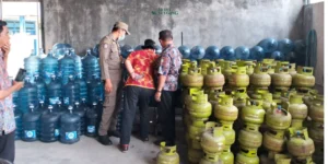 Pemkot Surabaya Imbau Warga Tidak Panic Buying Pasca Naiknya harga LPG 3 kg