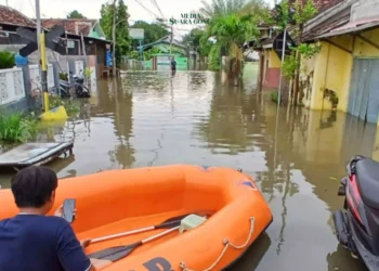 Banjir masih merendam empat kecamatan di Kabupaten Pasuruan, yaitu Kecamatan Beji, Rejoso, Winongan, dan Grati