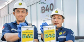 Pemerintah menerapkan program bahan bakar minyak (BBM) jenis solar campuran biodiesel berbasis minyak sawit bernama B40 pada 1 Januari 2025