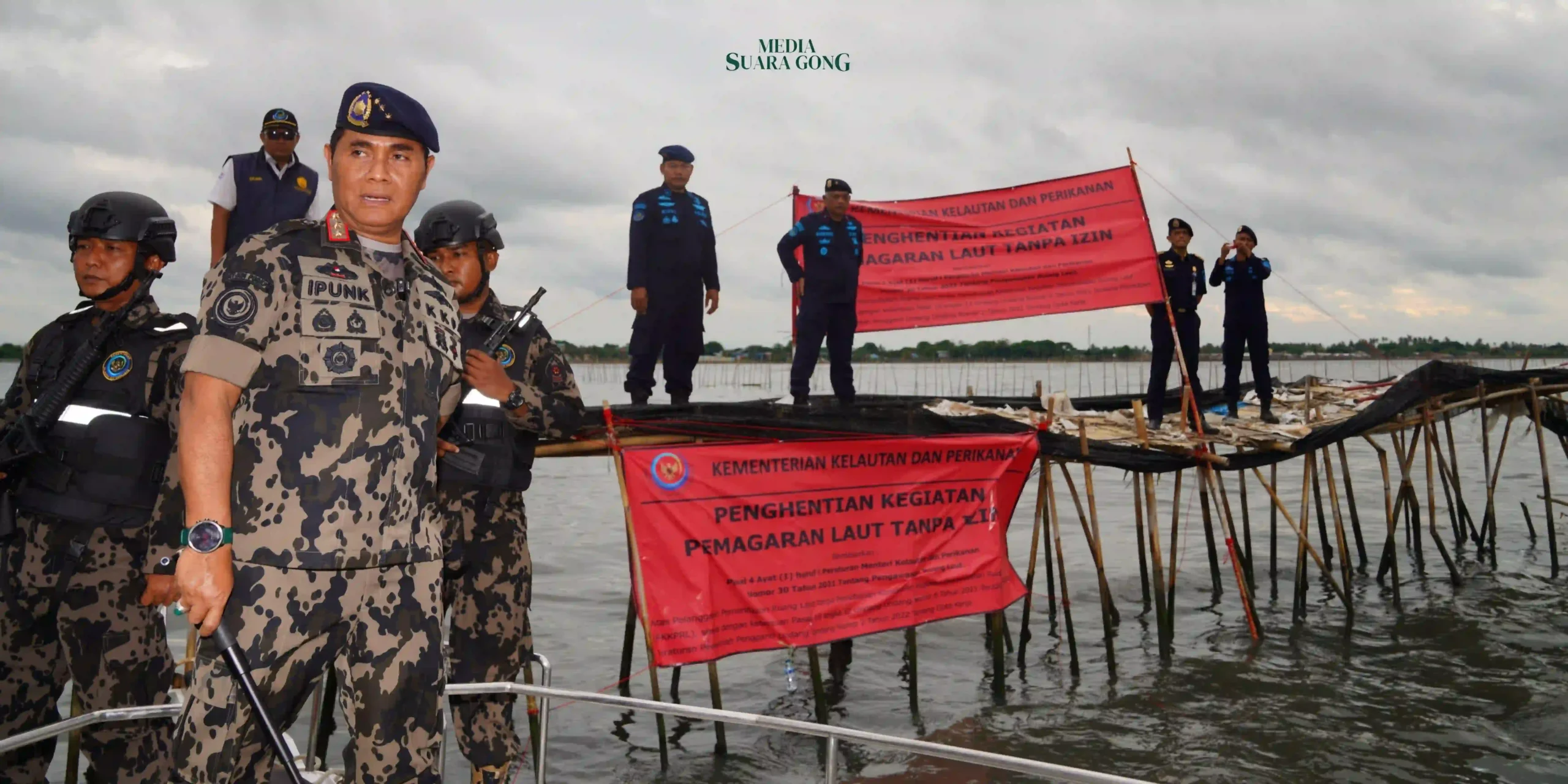 Pihak KKP menyegel pagar laut ilegal sepanjang 30,16 kilometer yang berada di enam kecamatan di Kabupaten Tangerang.