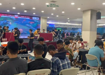 Mahasiswa Stikosa AWS sukses menggelar Turnamen Mobile Legends di lantai 2 BG Junction Mall, JL Bubutan Surabaya, Minggu (12/1).