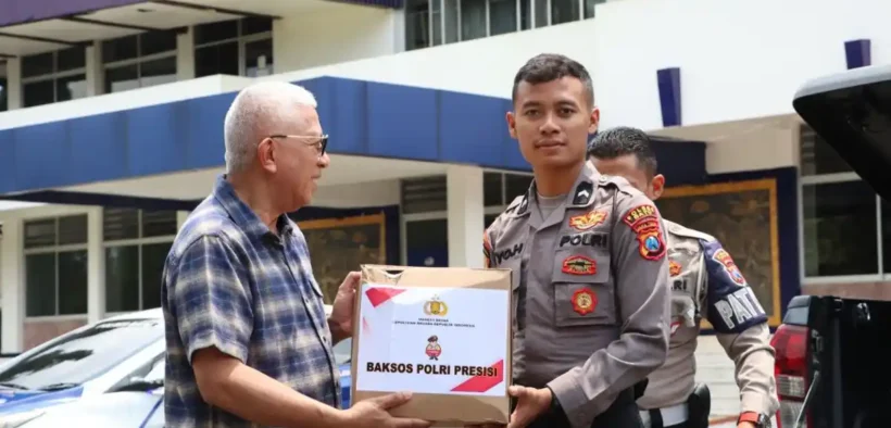 Sambut bulan suci Ramadan, Polres Batu menggelar kegiatan Bakti Sosial atau Baksos Polri Presisi dengan membagikan 165 paket sembako