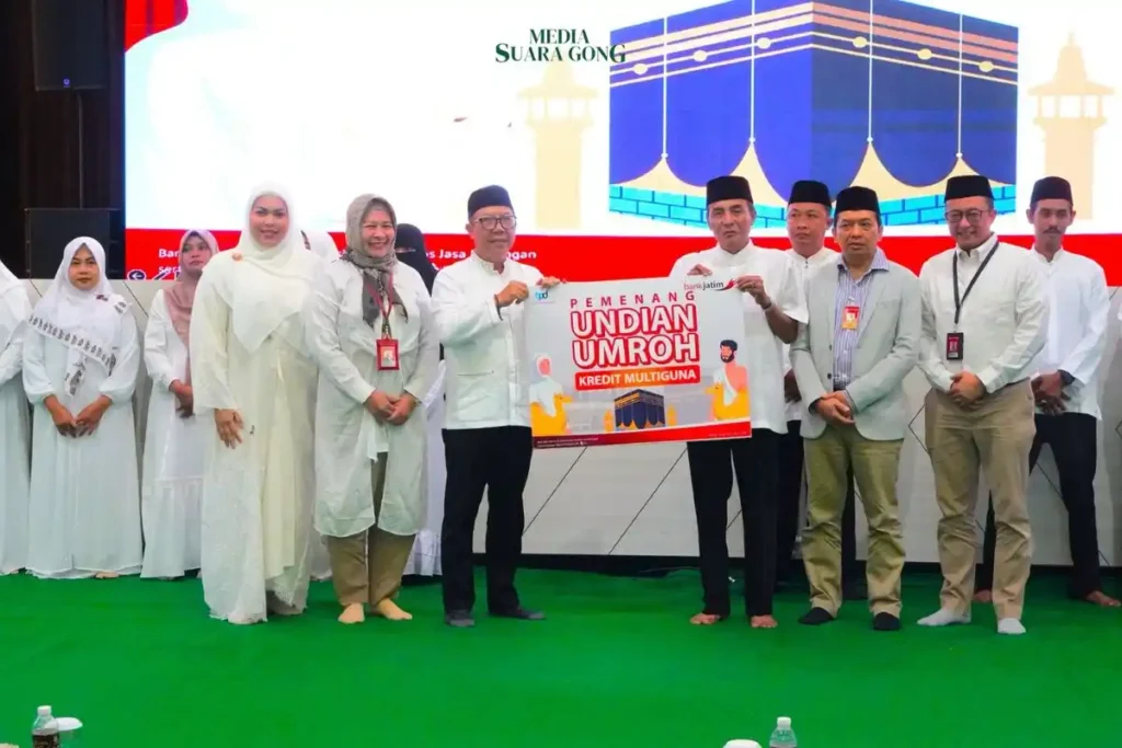 PT Bank Pembangunan Daerah Jawa Timur Tbk (Bank Jatim) melaksanakan kegiatan pengundian kredit multiguna berhadiah umrah
