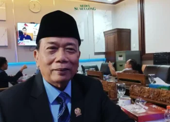 Komisi E Dewan Perwakilan Rakyat Daerah (DPRD) meminta agar jumlah SMA sekolah terbuka di Jawa Timur (Jatim) untuk ditambah