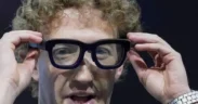 Mark Zuckerberg Kacamata Pintar
