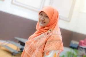 Lilik Hendarwati Puji Cak Eri Tolak Karangan Bunga