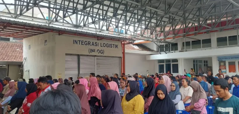 Pendampingan Pembagian Bansos PKH di Jember