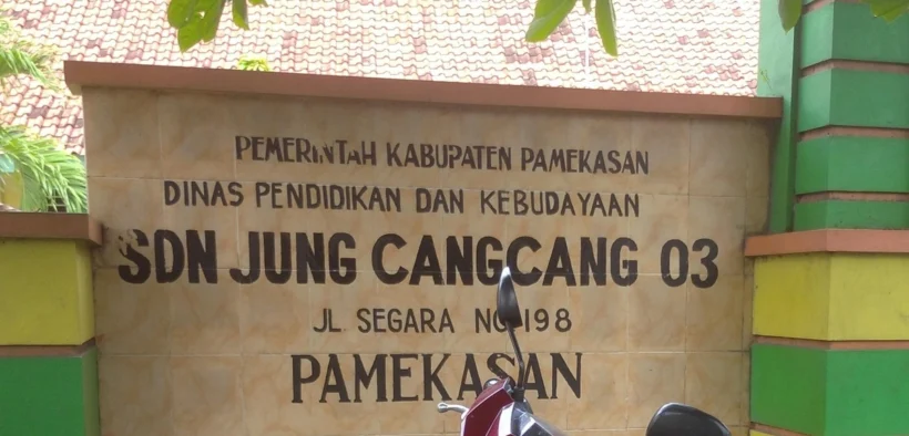 Tampak depan SDN Jungcangcang 3, Kelurahan Jungcangcang, Kecamatan Pamekasan