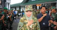 Gubernur Jawa Timur Khofifah Indar Parawansa mengikuti kegiatan retret yang digelar Kementerian Dalam Negeri di Akademi Militer Magelang