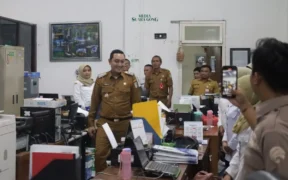 Wakil Bupati Lumajang Kunjungi OPD pada Hari Pertama Kerja