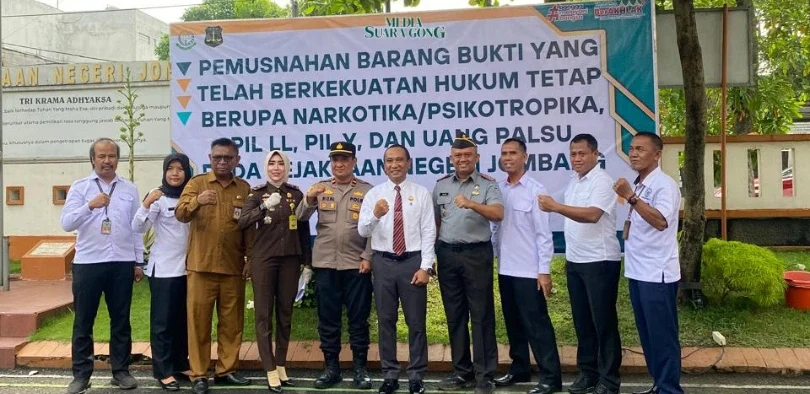 Kejari Jombang Musnahkan Barang Bukti 115 Kasus (Media Suaragong)