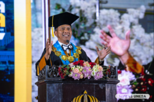 1.548 Lulusan Unesa Siap Wujudkan Indonesia Emas 2045!