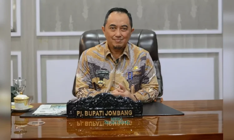 Pj Bupati Jombang Teguh Narutomo Pamitan dan Titip Program Penting ke Warsubi (Media Suaragong)