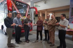 Bank Jatim dan Untag Surabaya Kerja Sama Sponsorship Armada Bus
