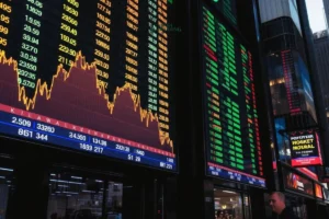 Banyaknya Investor Asing Keluar dari Indonesia Setelah Disahkannya UU TNI