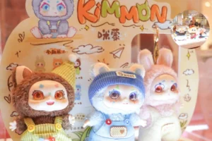 Kimmon: Mengupas Fenomena Boneka Karakter Lucu yang Menarik Perhatian