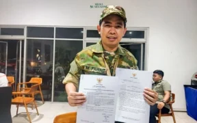Bupati Jember Gus Fawait Tanda Tangani SK dan SE di Tengah Retret