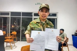 Bupati Jember Tanda Tangani SK dan SE di Tengah Retret