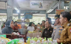 Bupati Jember Lakukan Sidak ke Pasar Tradisional dan Pusat Perbelanjaan