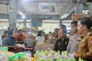 Bupati Jember Lakukan Sidak ke Pasar Tradisional dan Pusat Perbelanjaan