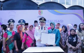 Bupati Jember Tekan Permohonan Penurunan Retribusi Pasar